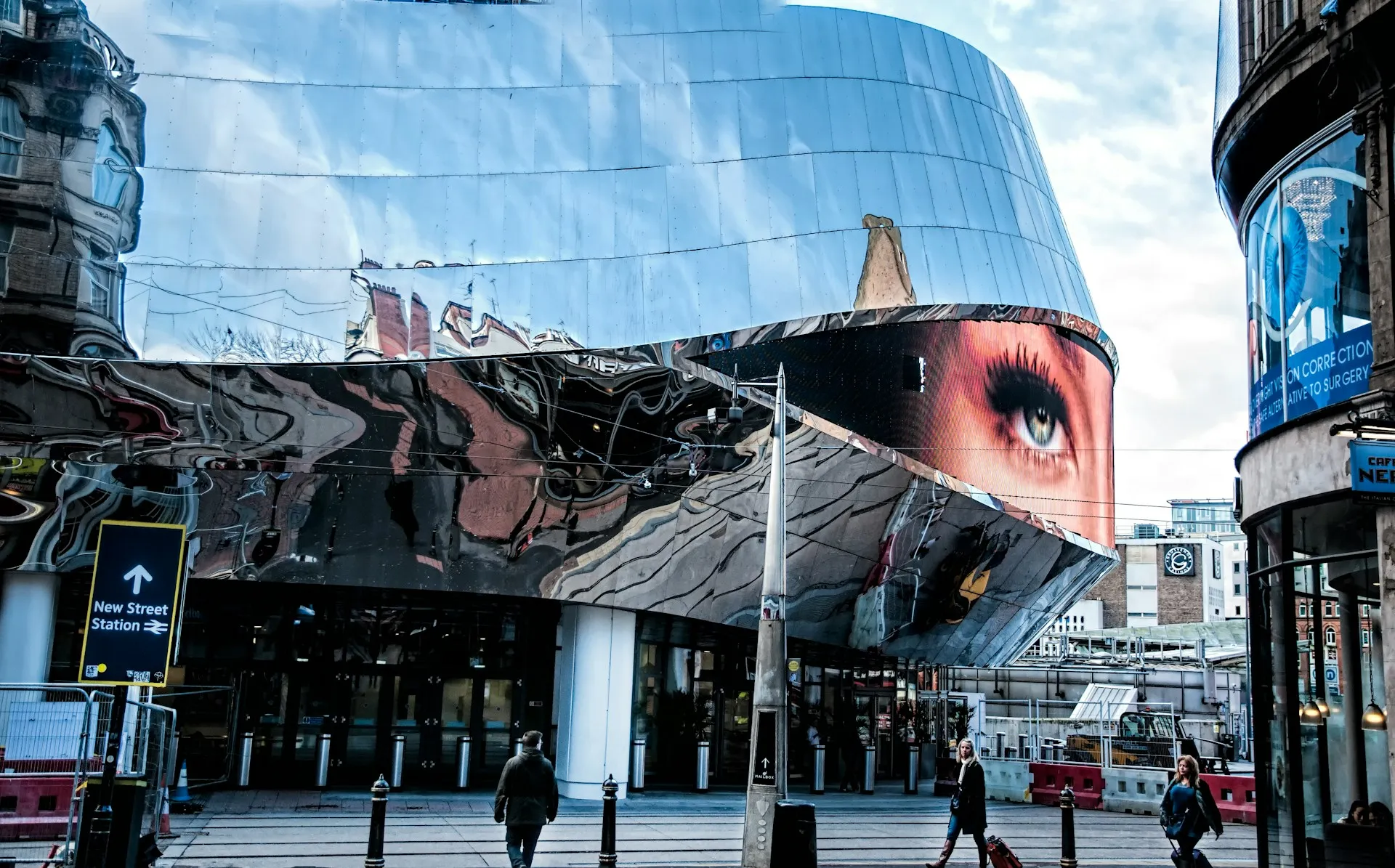 A panoramic view of Grand Central in Birmingham, UK
